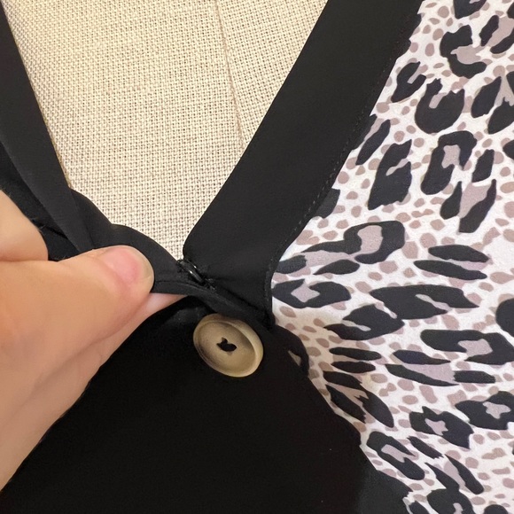 NWT button front dress w/ tie belt Size 2X - Picture 5 of 6